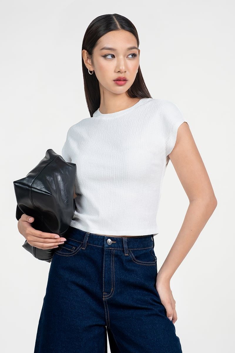  Áo Thun Croptop Không Tay – FWTT25FH01G 