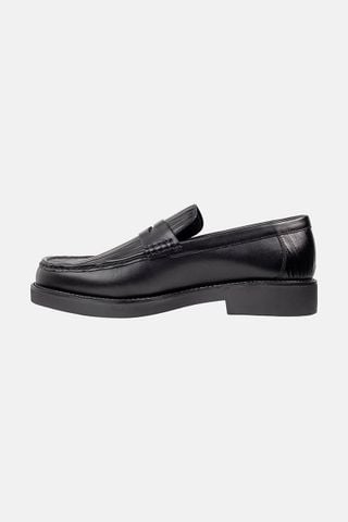 mau_BLACK