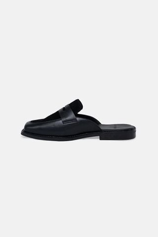 mau_BLACK
