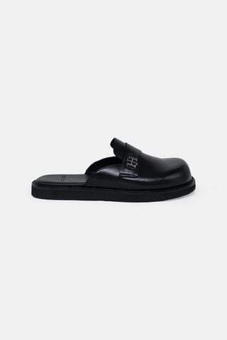 mau_BLACK