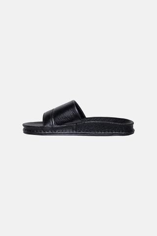 mau_BLACK