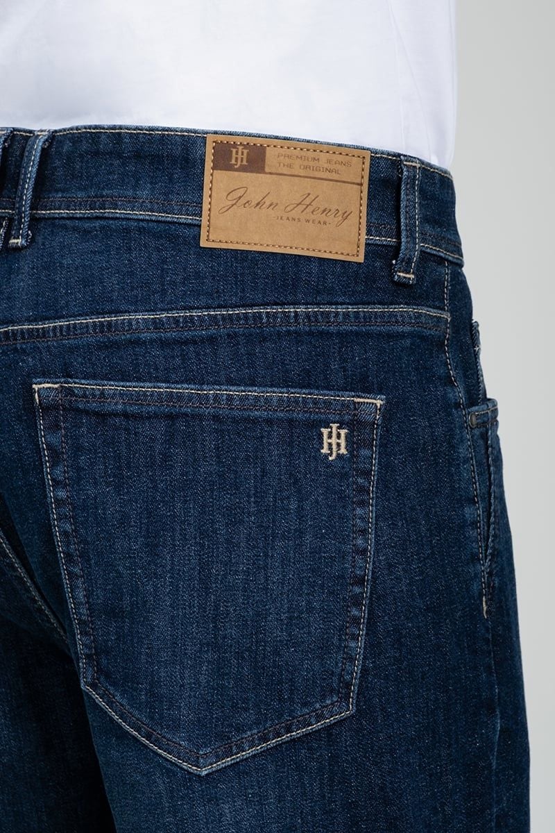  Quần Short Nam Form Trên Gối SP25FH31C-AKJN 