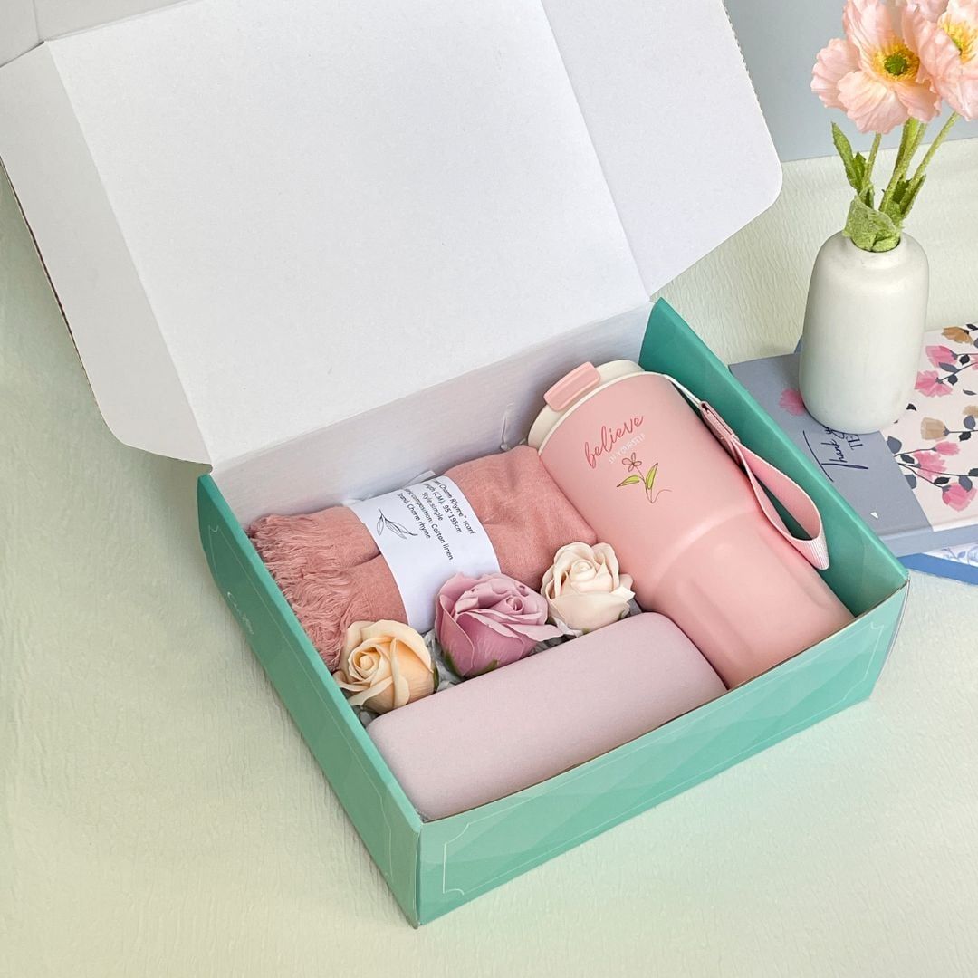  Combo quà tặng nữ dịp 8/3, 20/11 - Set 4 món Ly Khăn Dù Hoa 