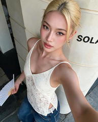 TUBYCATU | ÁO 2 DÂY RE HOA EVELYN LACE TOP