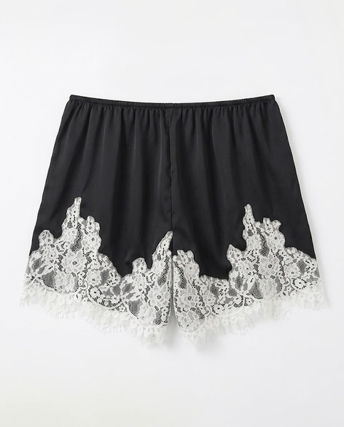 TUBYCATU | QUẦN NGẮN BLACK LACE SHORTS (Freesize)