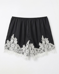 TUBYCATU | QUẦN NGẮN BLACK LACE SHORTS (Freesize)