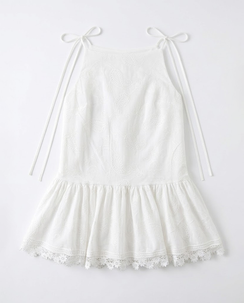 TUBYCATU | ĐẦM TRẮNG THÊU NỔI ANTHEA WHITE DRESS