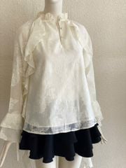 TUBYCATU | Cream Phoebe Ruffled Top