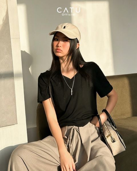 TUBYCATU| Áo phông trơn Basic V-neck Shirt nhiều màu