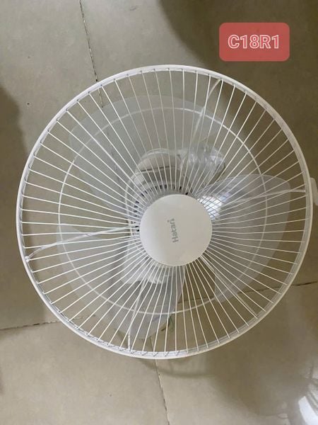 [Hỏa tốc] Quạt Thái Lan đảo trần Hatari 18 inchs C18R1 63W - Remote