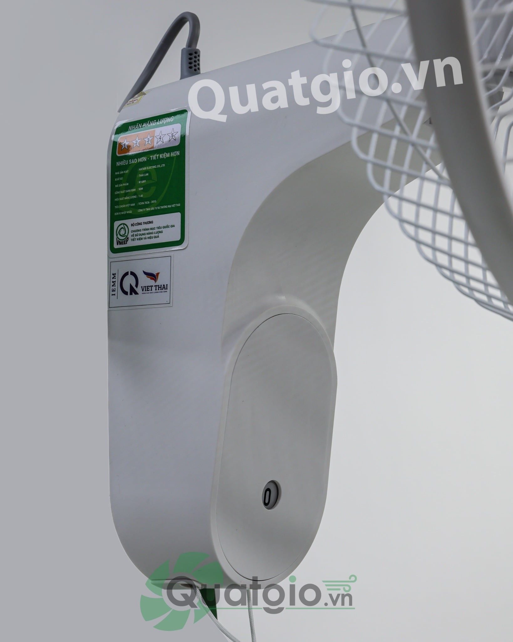 Quạt treo Hatari giật dây W16M1 - 52w