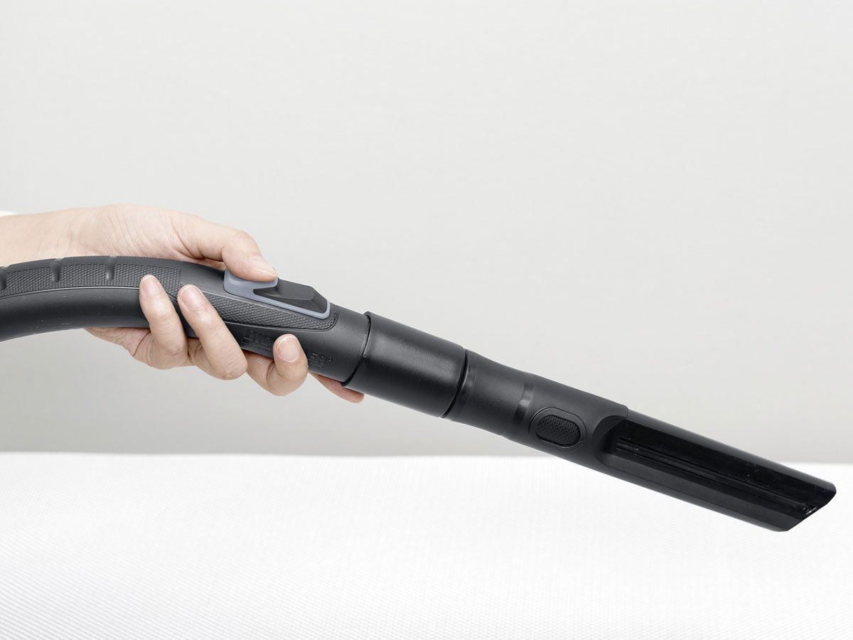Máy hút bụi gia đình Karcher VC 2*KAP White (1.198-030.0)