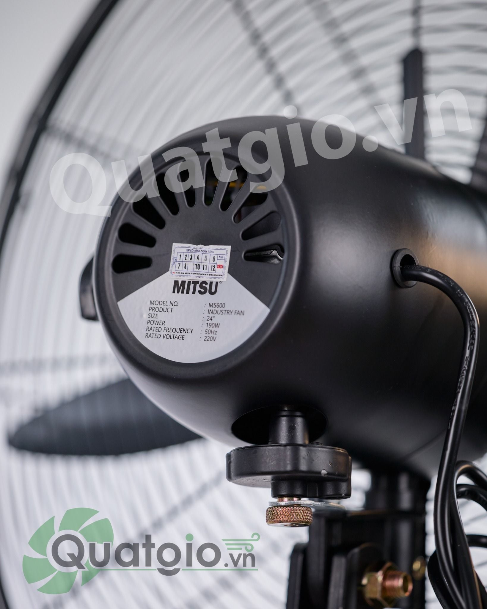 Quạt treo công nghiệp Mitsu MW-600 - 190W