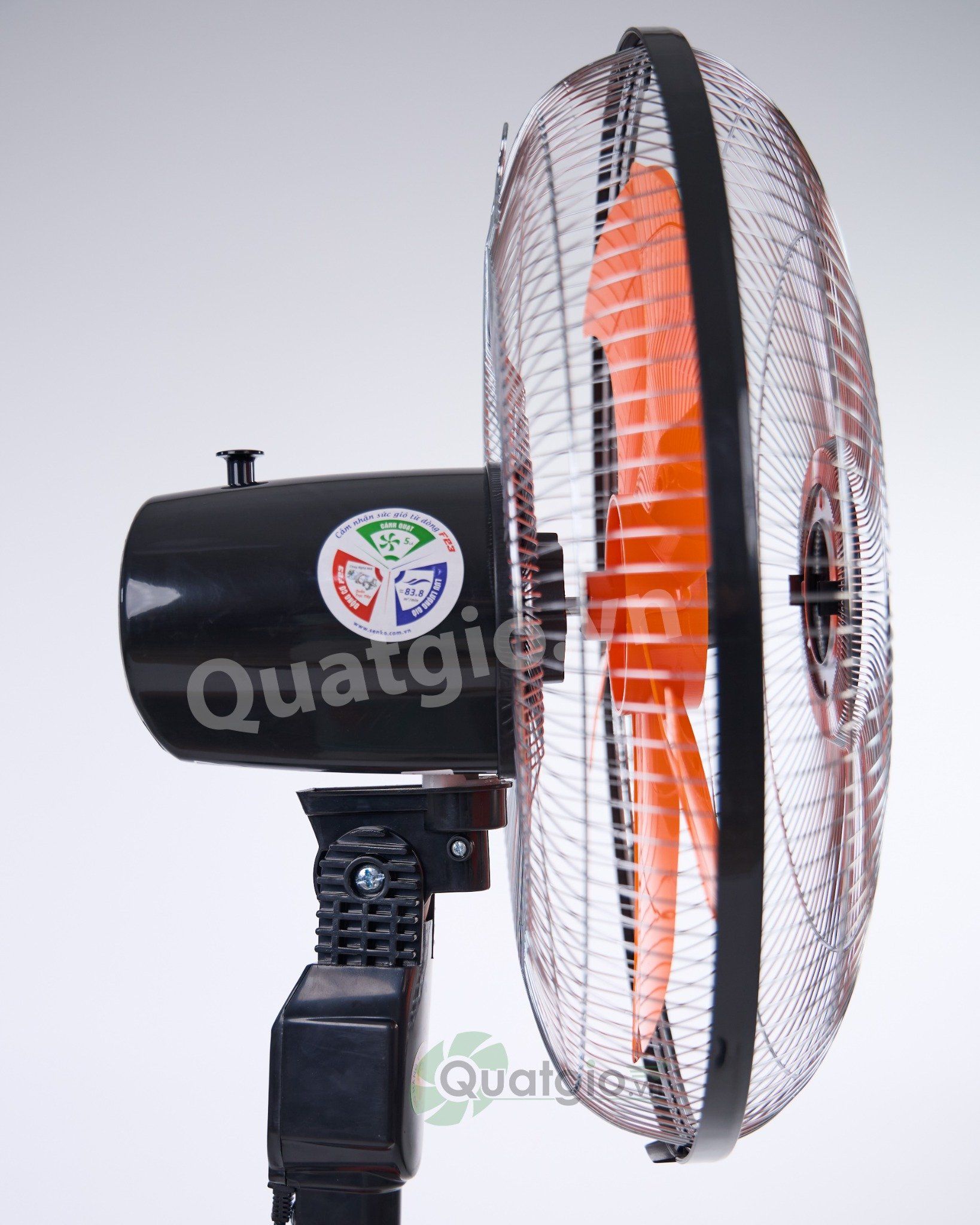 Quạt đứng Senko 5 cánh DTS1609 (60W) (Đen cam & Đen két)