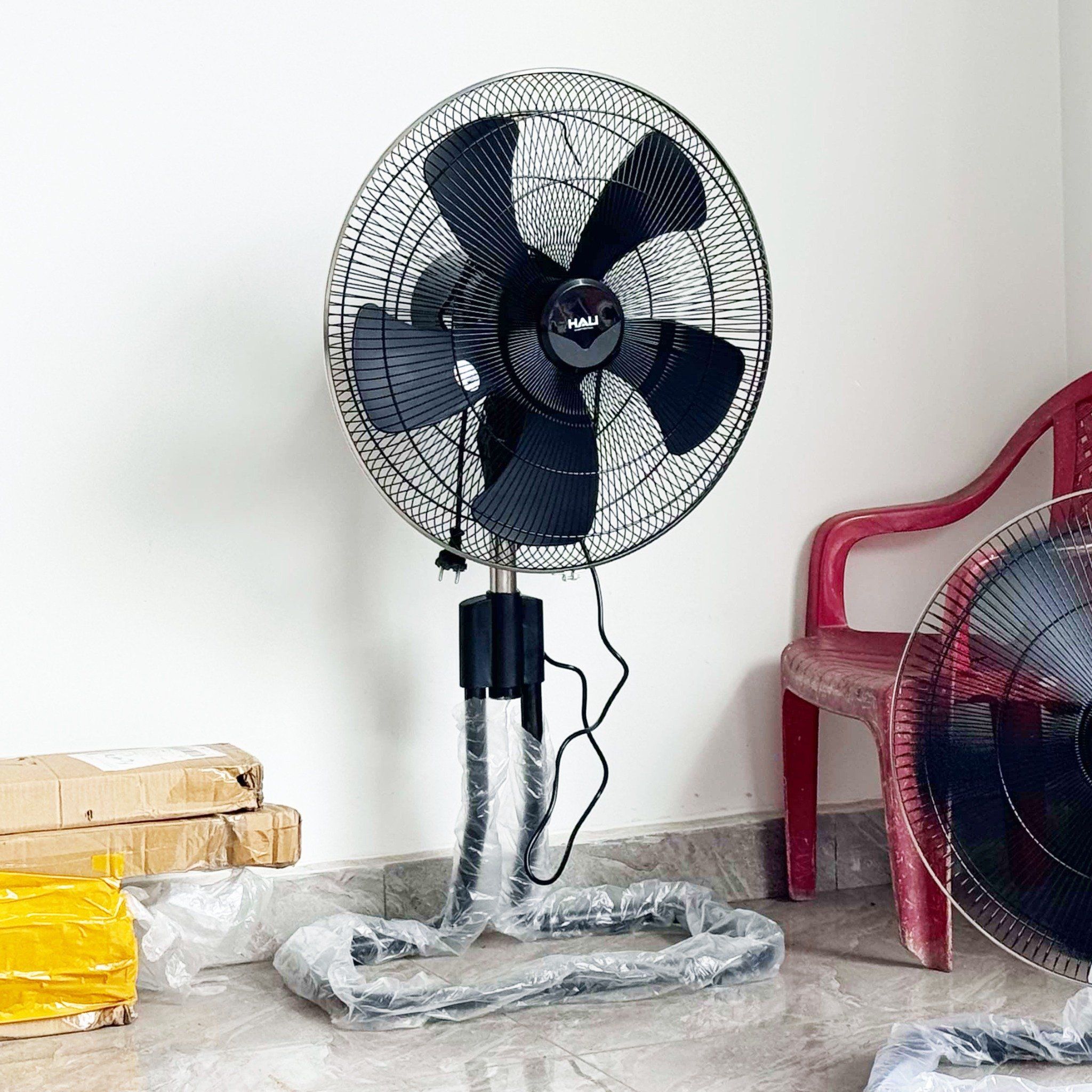 Quạt sàn HALI LS209 - 140W - CÁNH 500mm