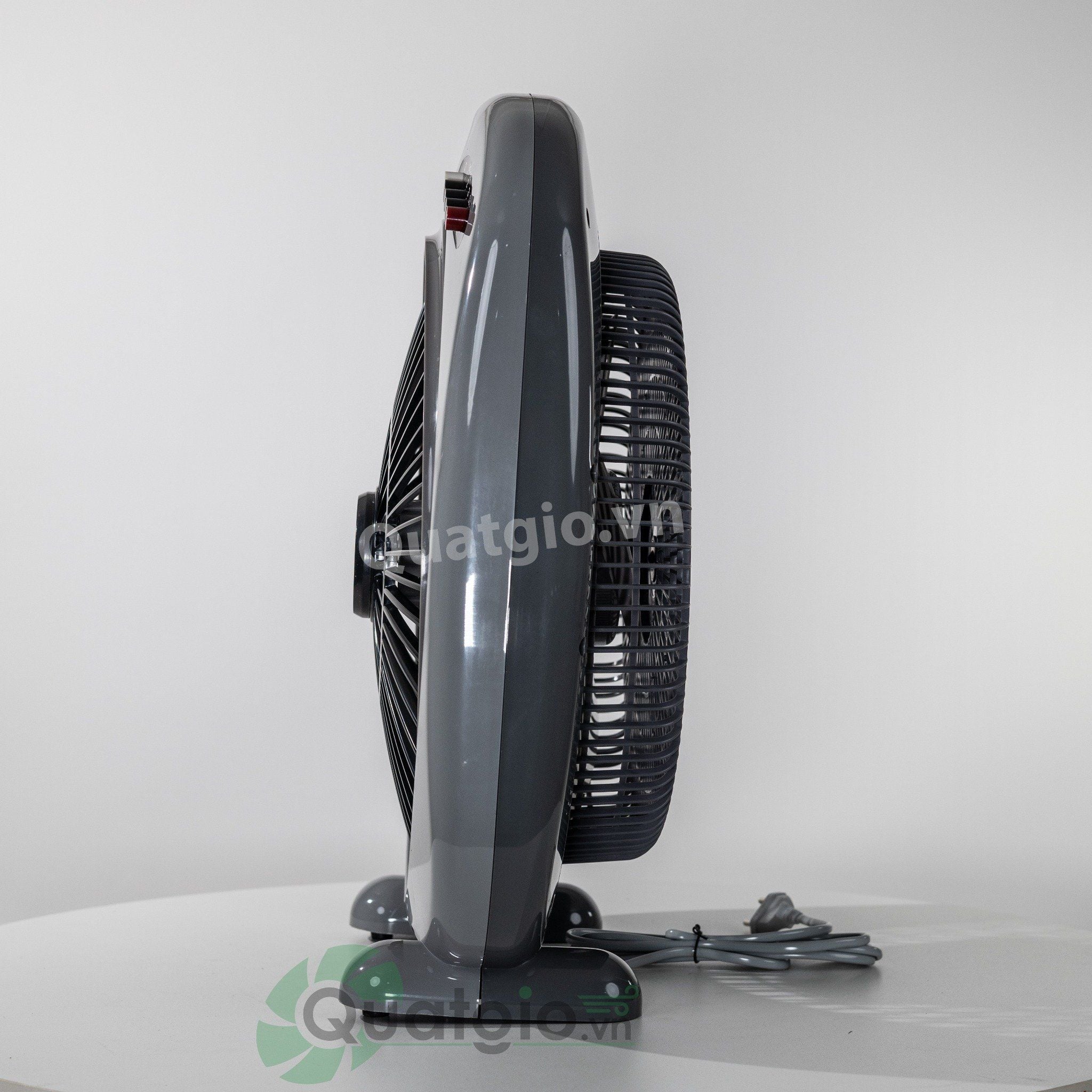 Quạt hộp Chinghai BF168