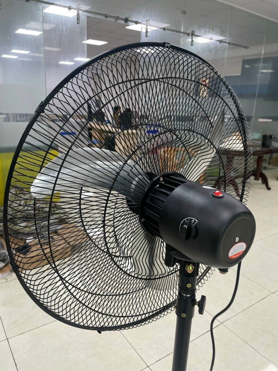 Quạt đứng công nghiệp Wing TMQC-600 (200w) / TMQC-650 (230w) / TMQC-750 (260w)