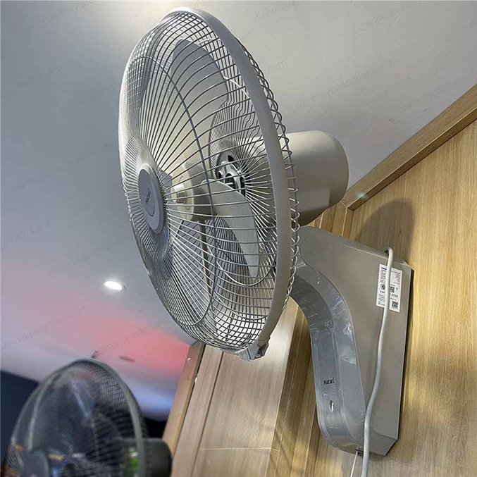 [Hỏa tốc] Quạt Thái Lan treo tường công nghiệp Hatari IW18M1 - 114w  - Dây giật