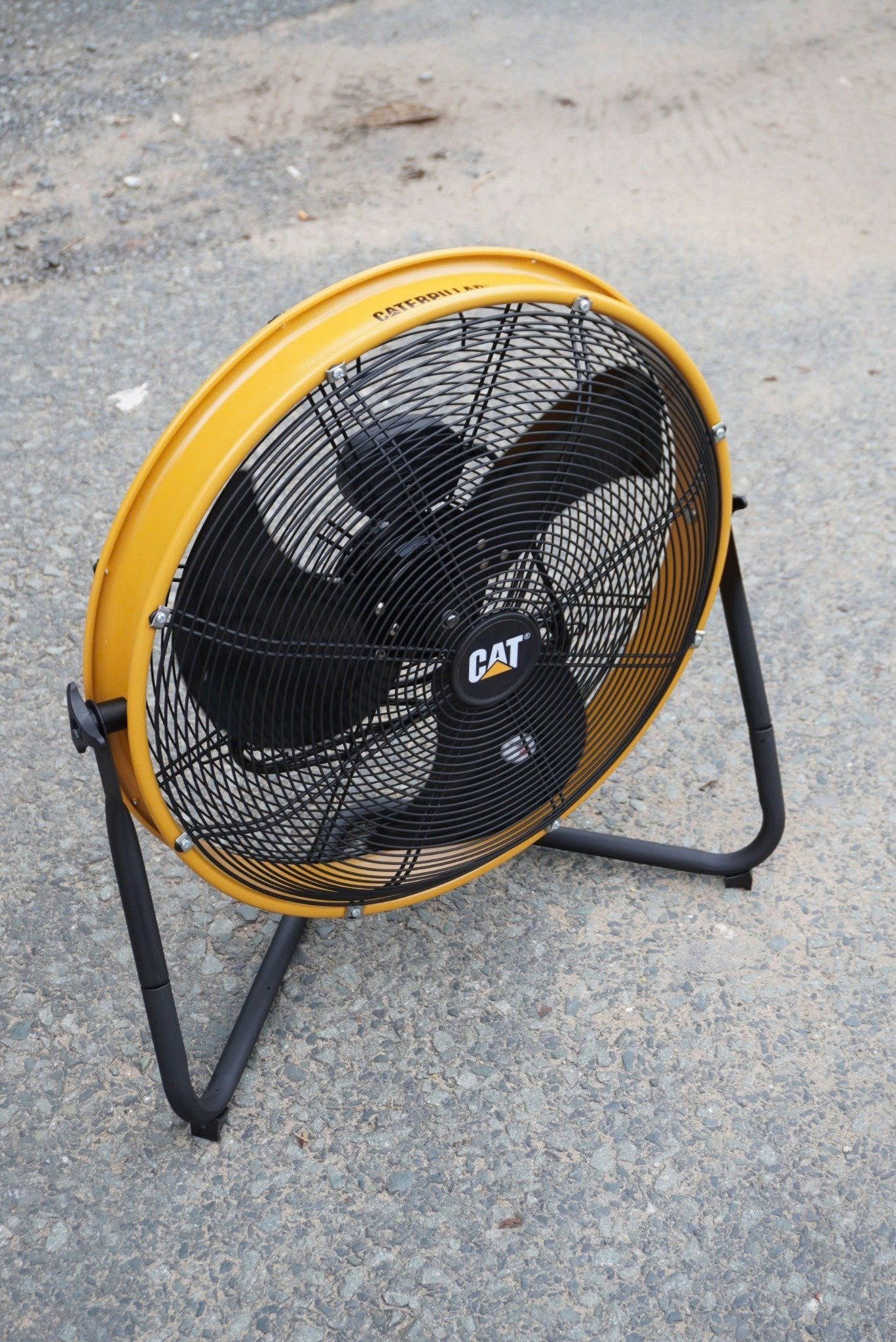 Quạt sàn công nghiệp CATERPILLAR 20