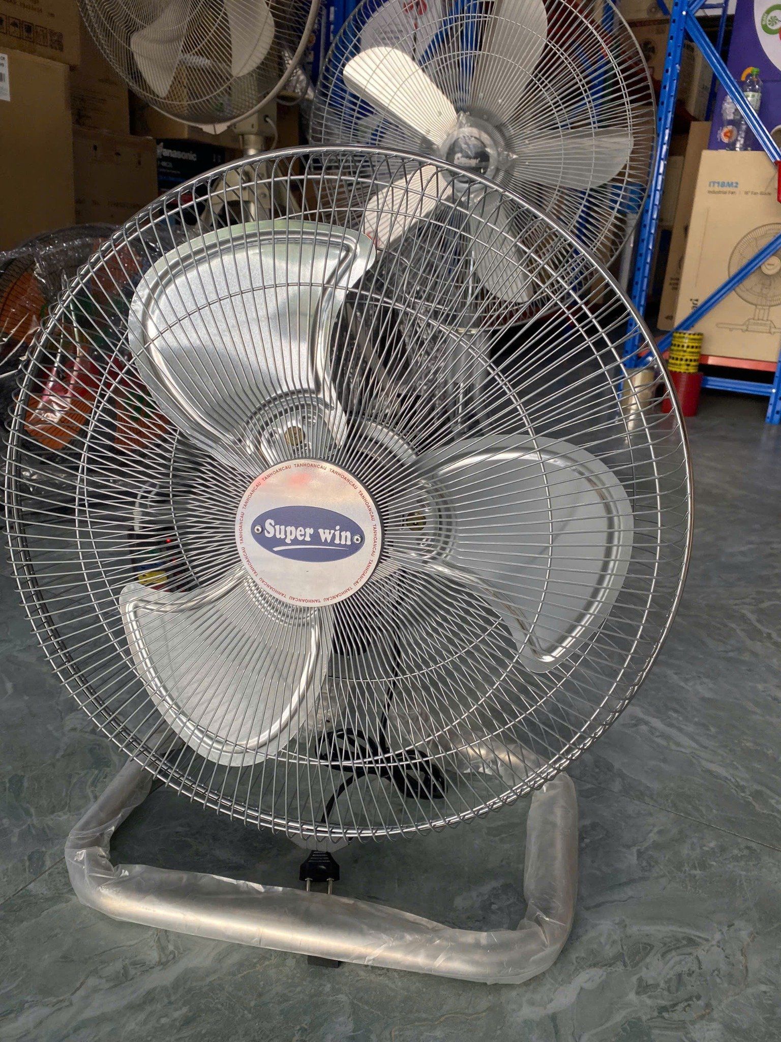 Quạt sàn Superwin 50-QS - 105w