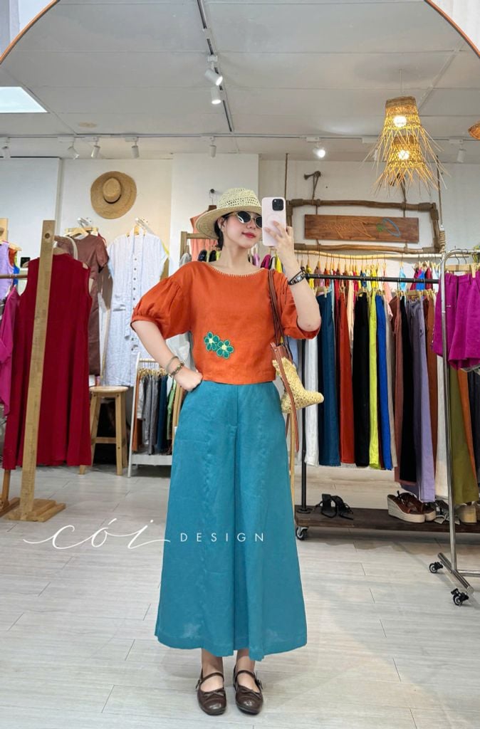 Áo thêu viền cổ phối hoa tua rua handmade linen tưng premium Cói Design