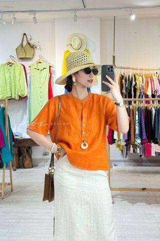 Áo cổ trụ tay ngắn nút bọc màu linen Tưng Cói Design