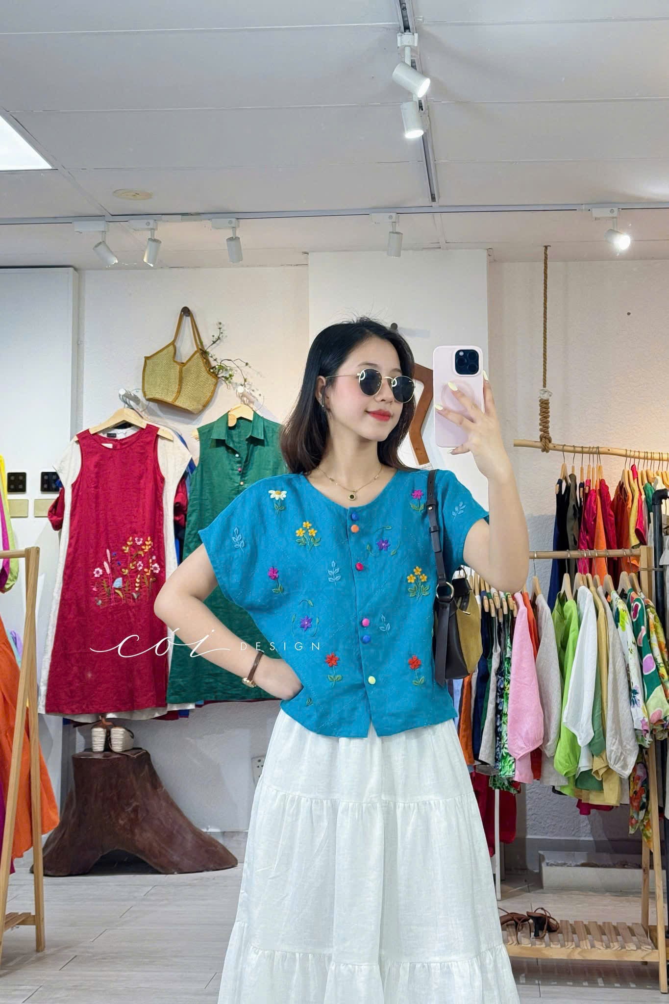 Áo thêu hoa ô vuông linen tưng premium Cói Design