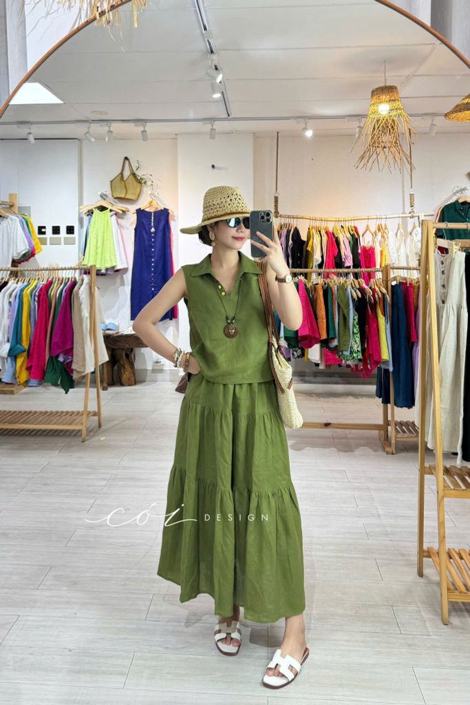 Áo sát nách cổ V nút bọc màu linen tưng premium Cói Design