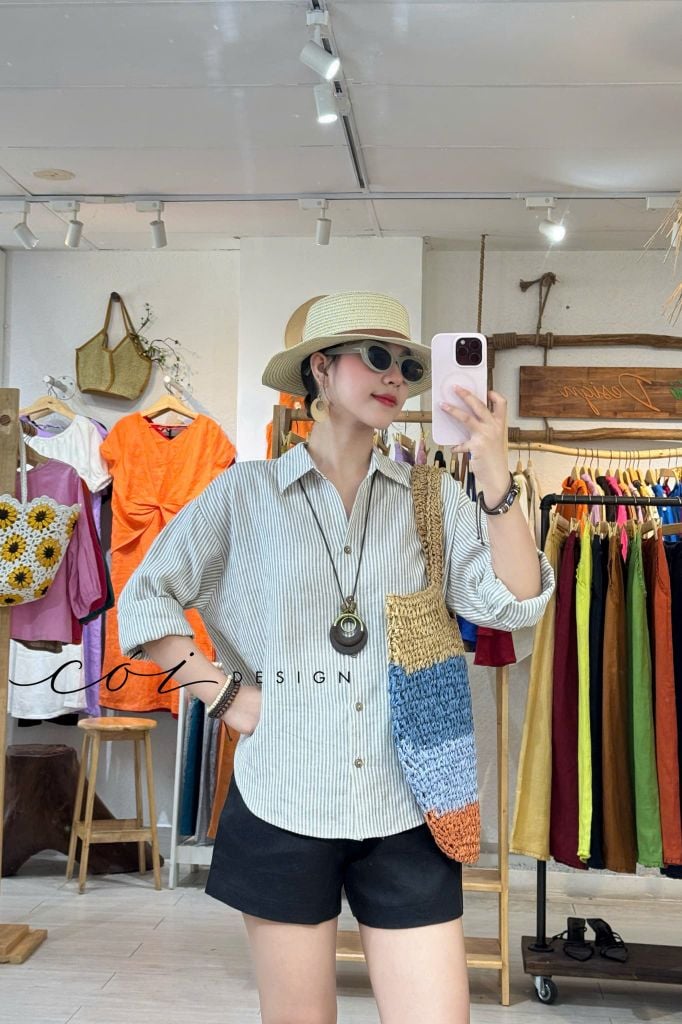 Áo sơ mi form suông phối nút lưng linen tưng premium Cói Design