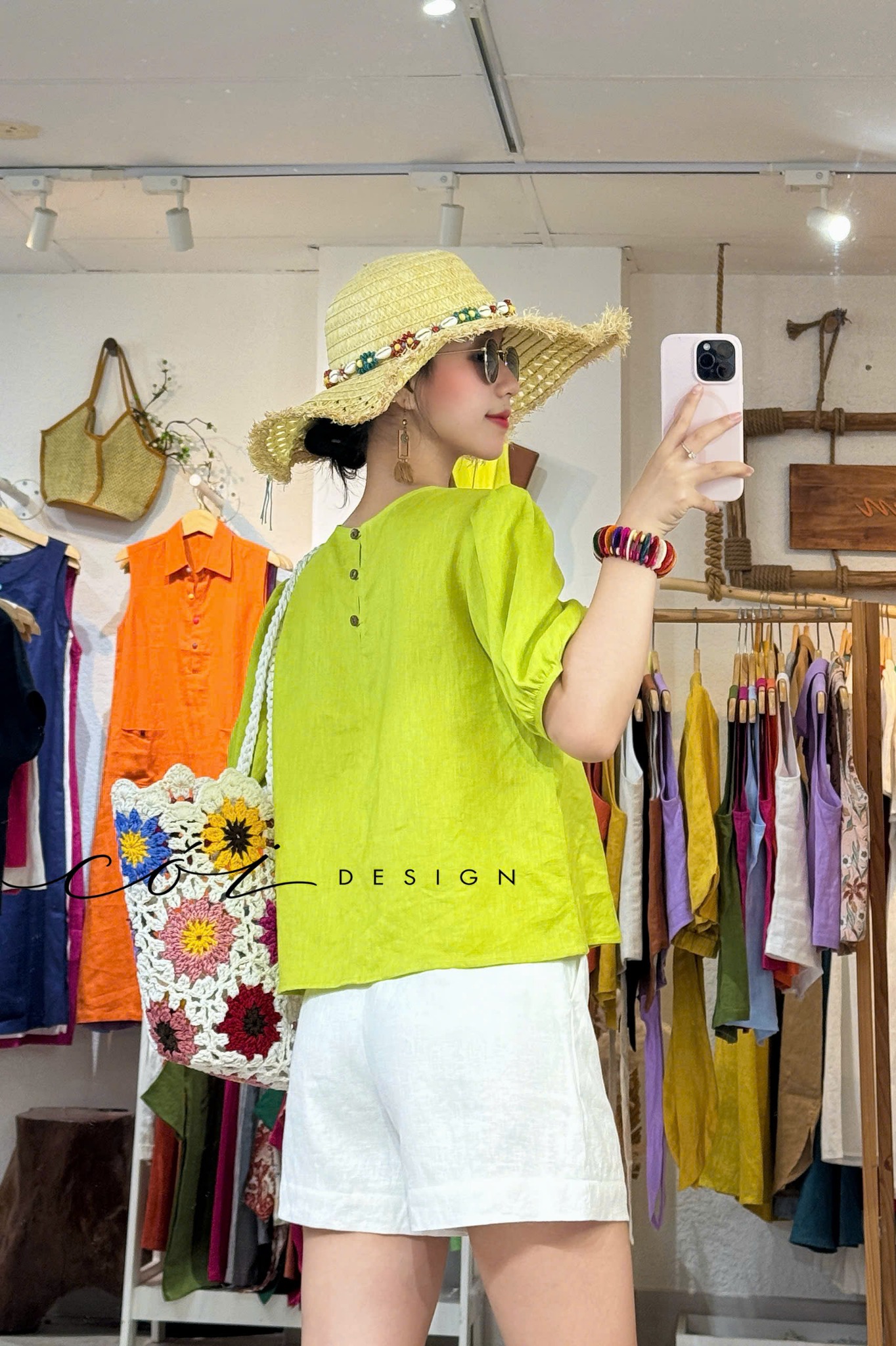 Áo thêu tay Vườn Hoa Nhỏ Cói Design