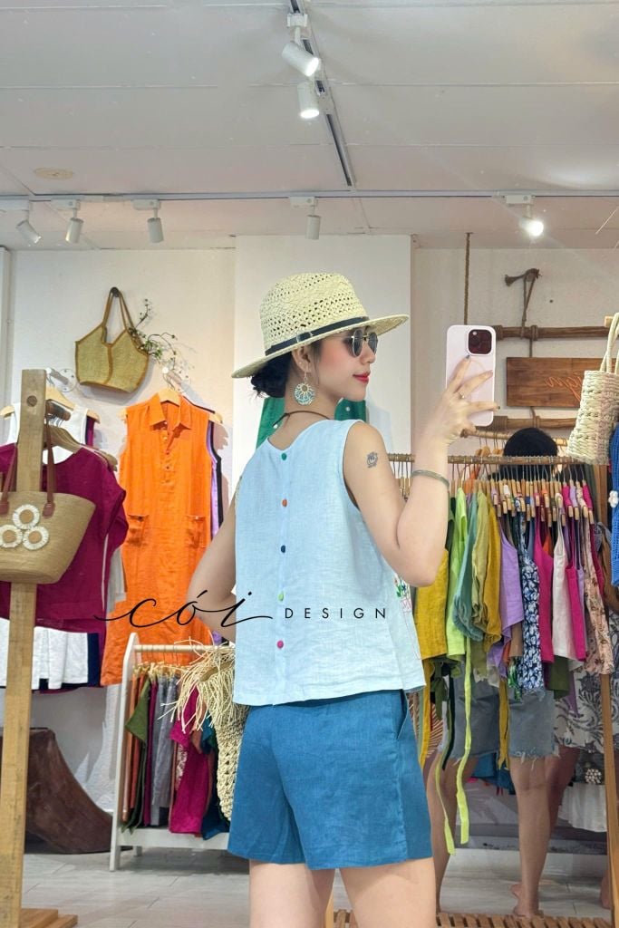 Áo nút bọc màu Vườn Hoa Trong Túi tưng premium Cói Design