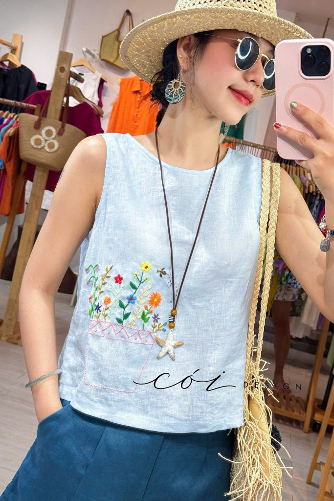 Áo nút bọc màu Vườn Hoa Trong Túi tưng premium Cói Design