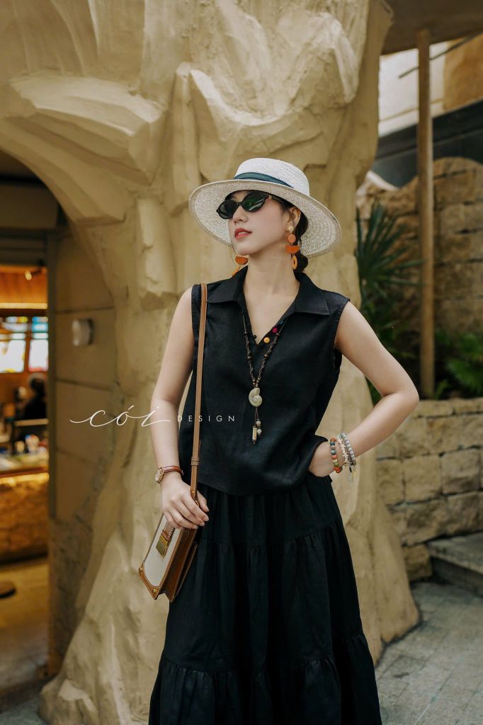 Áo sát nách cổ V nút bọc màu linen tưng premium Cói Design