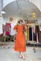 Đầm xẻ nút sau thêu hoa linen tưng Cói Design