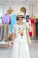 Áo cổ tròn thêu bó hoa Linen tưng premium Cói Design