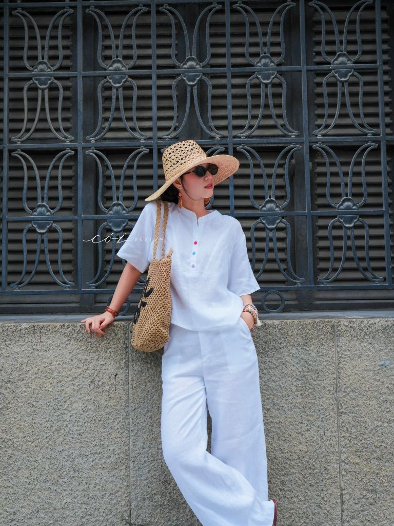 Áo cổ trụ tay ngắn nút bọc màu linen Tưng Cói Design