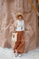 Áo sát nách thêu tay hoa rơi viền sò linen tưng premium Cói Design