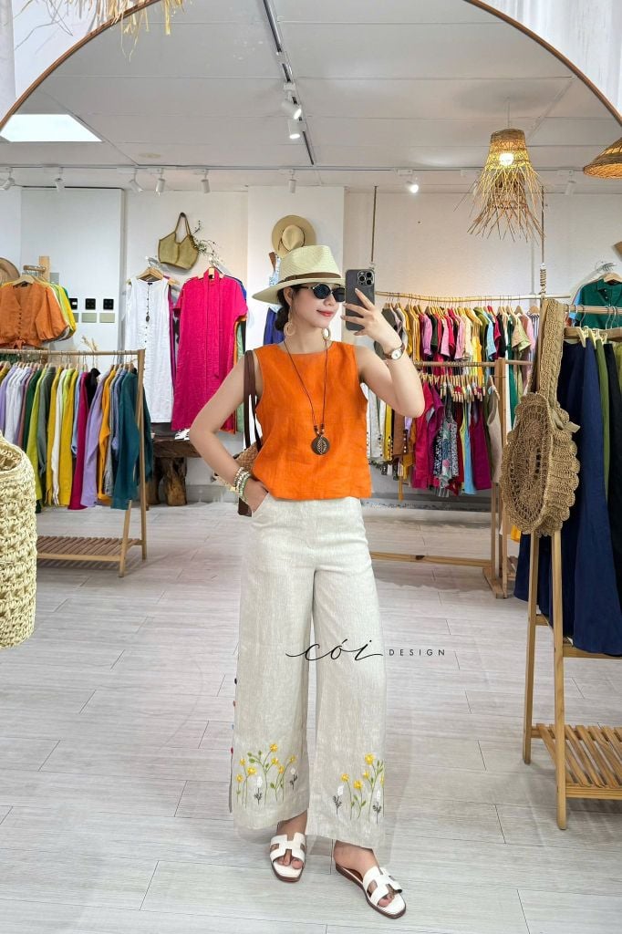 Quần suông thêu hoa nút bọc linen tưng premium Cói Design