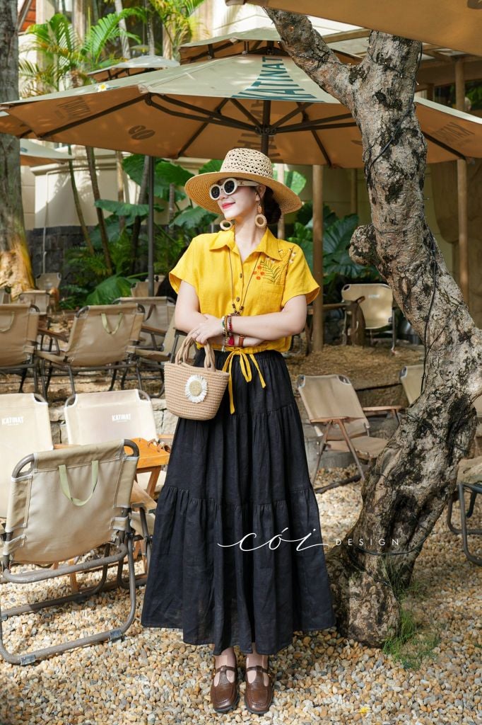 Áo Thêu hoa túi croptop rút eo linen tưng premium Cói Design