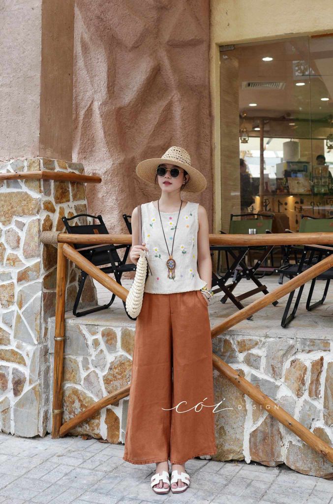 Áo sát nách thêu tay hoa rơi viền sò linen tưng premium Cói Design