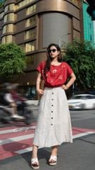 Áo croptop cổ tròn thêu hoa linen tưng premium Cói Design