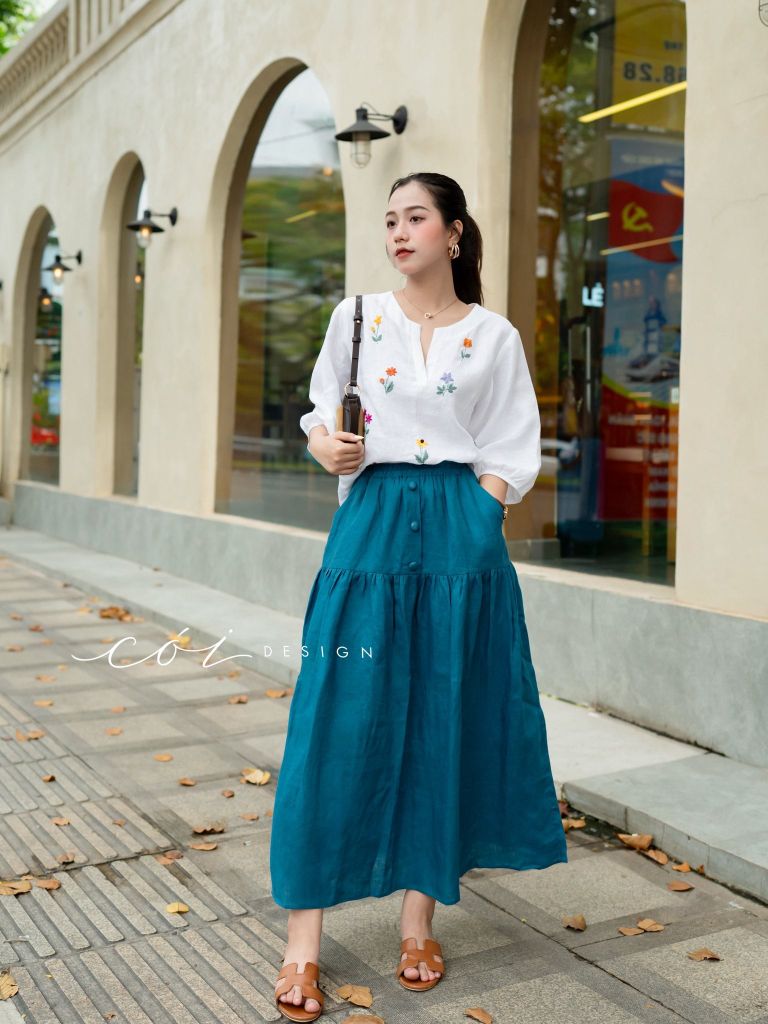 Áo cổ xẻ tay phồng thêu hoa rơi linen tưng premium Cói Design
