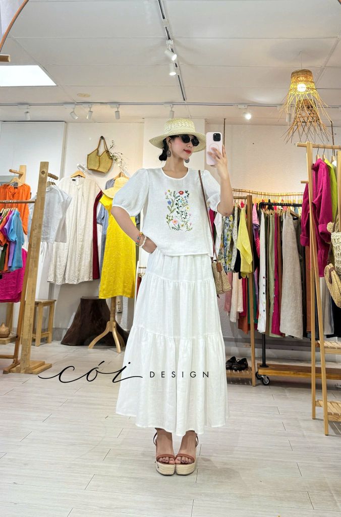 Áo thêu tay Vườn Hoa Nhỏ Cói Design