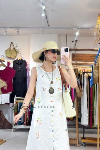 Đầm thêu hoa rơi linen tưng Cói Design