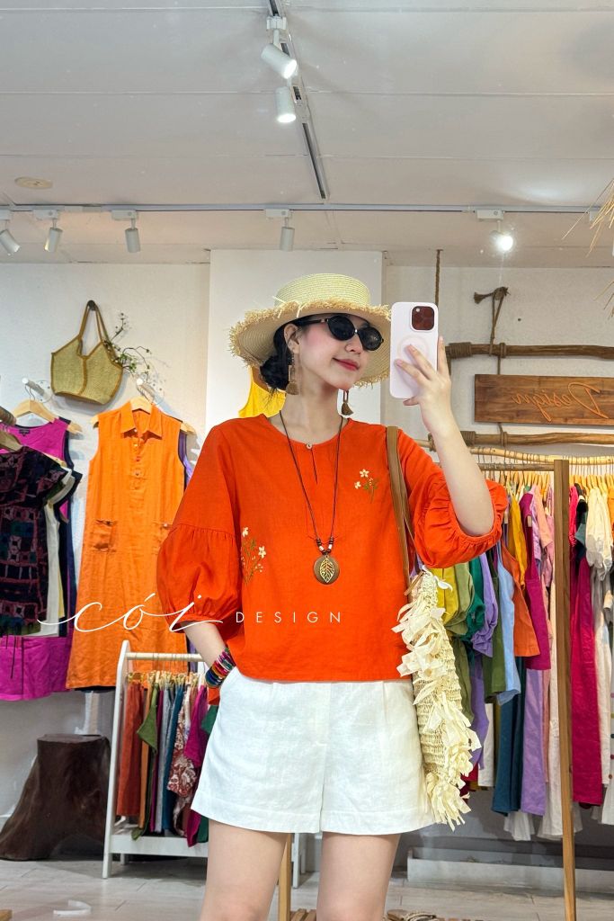 Áo lòng đèn thêu hoa Cói Design