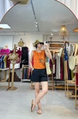 Áo thêu tay Giỏ Hoa Nhỏ ( khuy dây) Cói Design