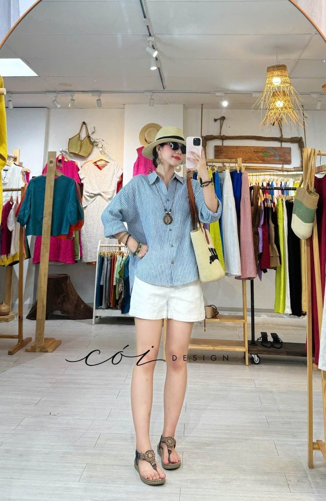 Áo sơ mi form suông phối nút lưng linen tưng premium Cói Design
