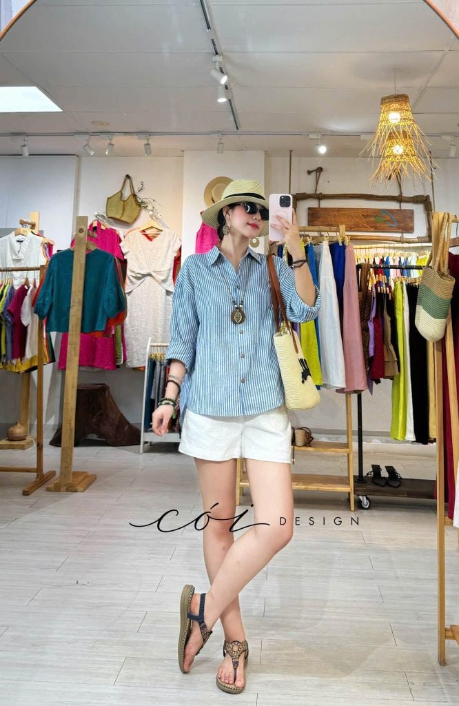 Áo sơ mi form suông phối nút lưng linen tưng premium Cói Design