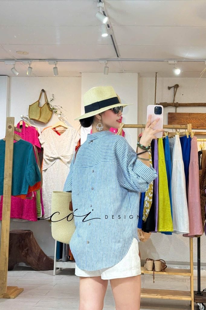 Áo sơ mi form suông phối nút lưng linen tưng premium Cói Design