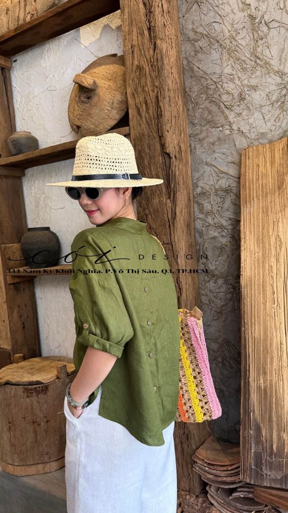 Áo sơ mi nút lưng phối túi linen tưng premium Cói Design